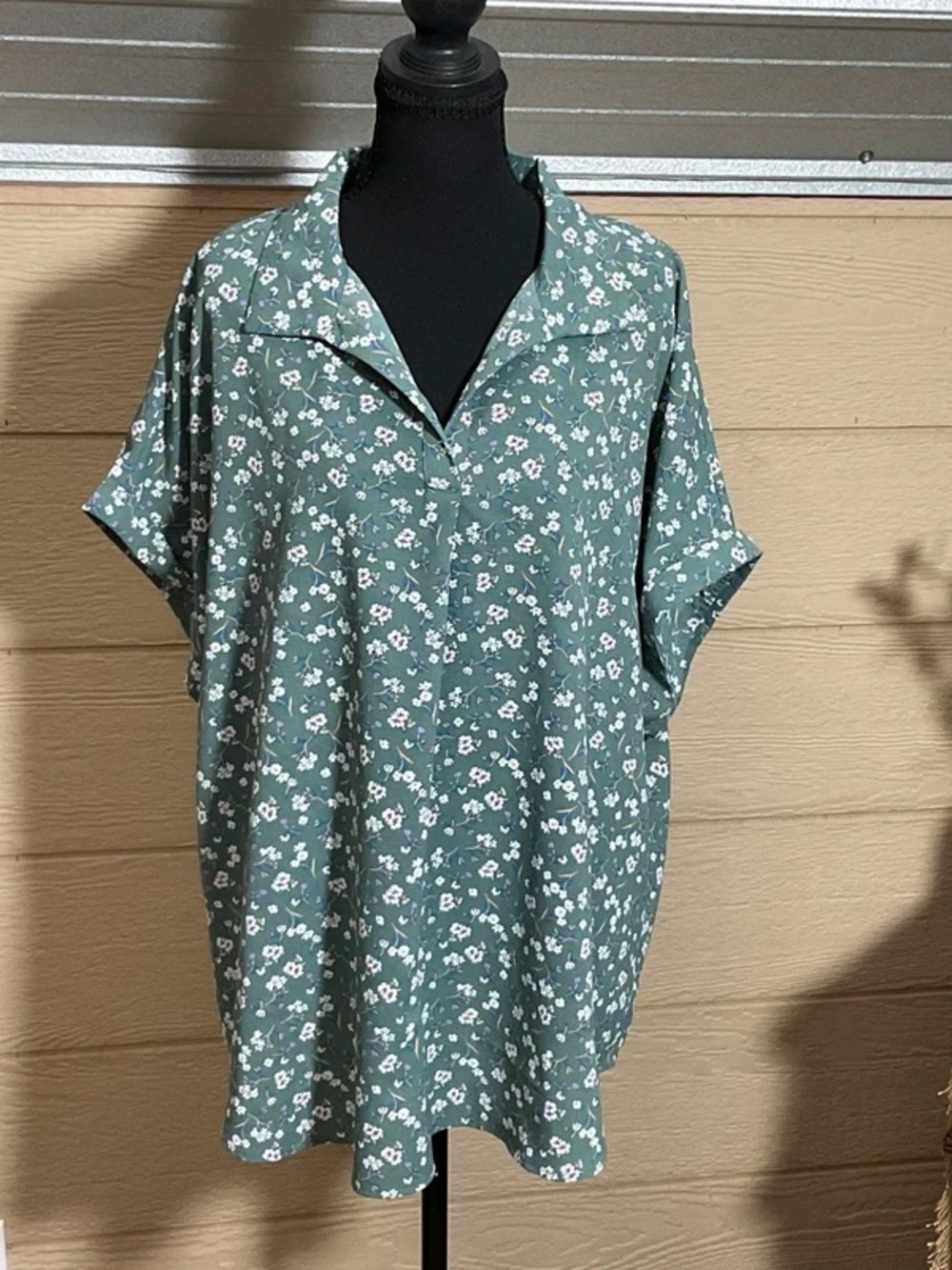 Timeson Floral Button-Up in Sage Green
